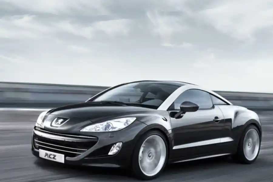 Historia de los automóviles presidenciales: del Renault S de Roca a la coupe de Milei