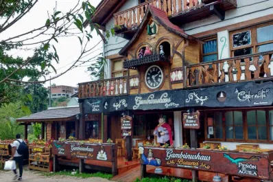 Vacaciones 2023/24: conocé el pueblito peatonal que parece salido de un cuento