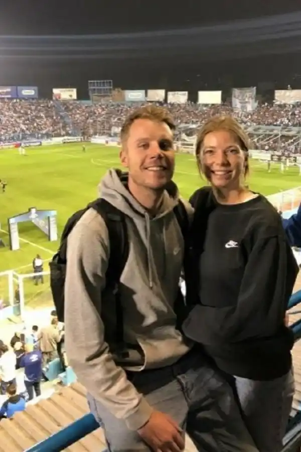 PLATEAS. Joey y Charlotte, llegaron al José Fierro desde Países Bajos.