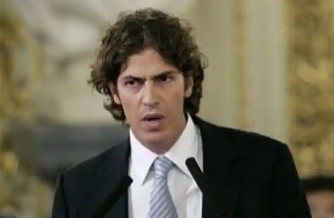 Fueron 30 ministros de Economía en 40 años: el número lo dice todo