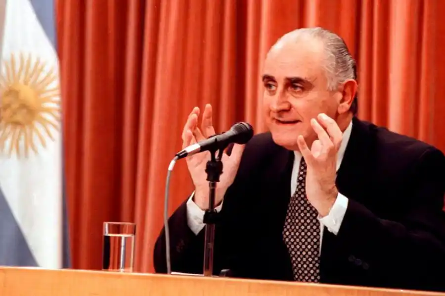 Fueron 30 ministros de Economía en 40 años: el número lo dice todo