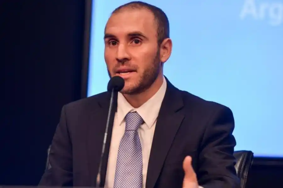 Fueron 30 ministros de Economía en 40 años: el número lo dice todo