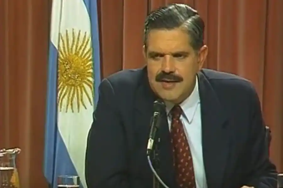 Fueron 30 ministros de Economía en 40 años: el número lo dice todo