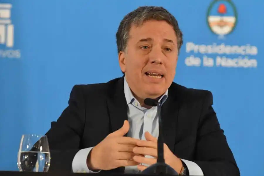 Fueron 30 ministros de Economía en 40 años: el número lo dice todo