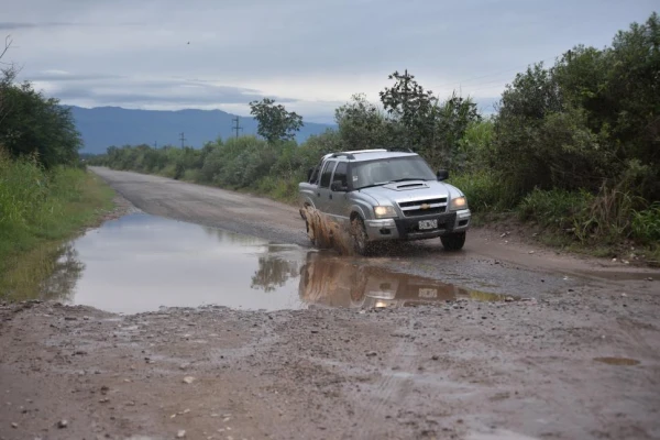 Productores mostraron rutas en estado de abandono