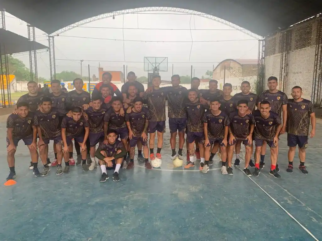 Experimental y Lastenia van por el pase a semis y el boleto al Regional