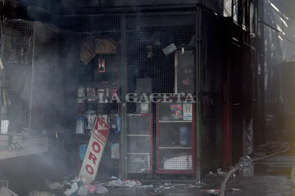 Incendio en el Mercado Persia: la Municipalidad confirmó que no estaba habilitado