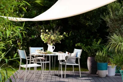 Cuatro soluciones ideales para tener sombra en tus espacios al aire libre