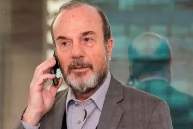 Tras la salida de Ferraro, Economía absorberá el Ministerio de Infraestructura