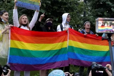 En Rusia, la Corte Suprema prohibió el movimiento LGTBQ+