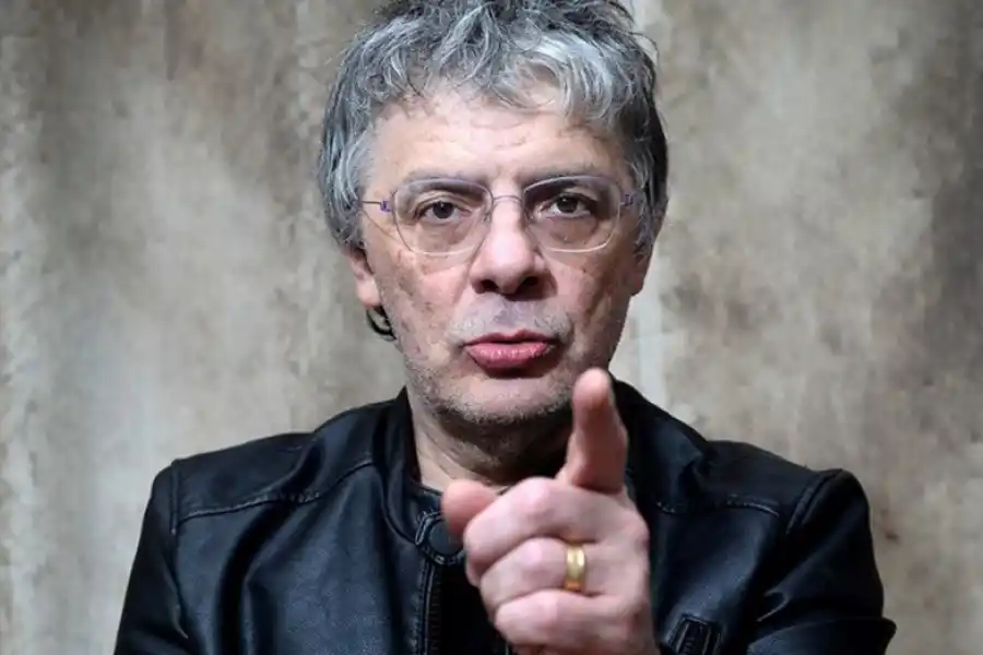 Juanse también es ex alumno del colegio de Villa Devoto