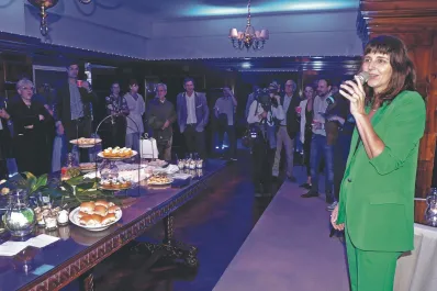 Alfombra roja, fans y selfies por el Día de la Publicidad en LA GACETA