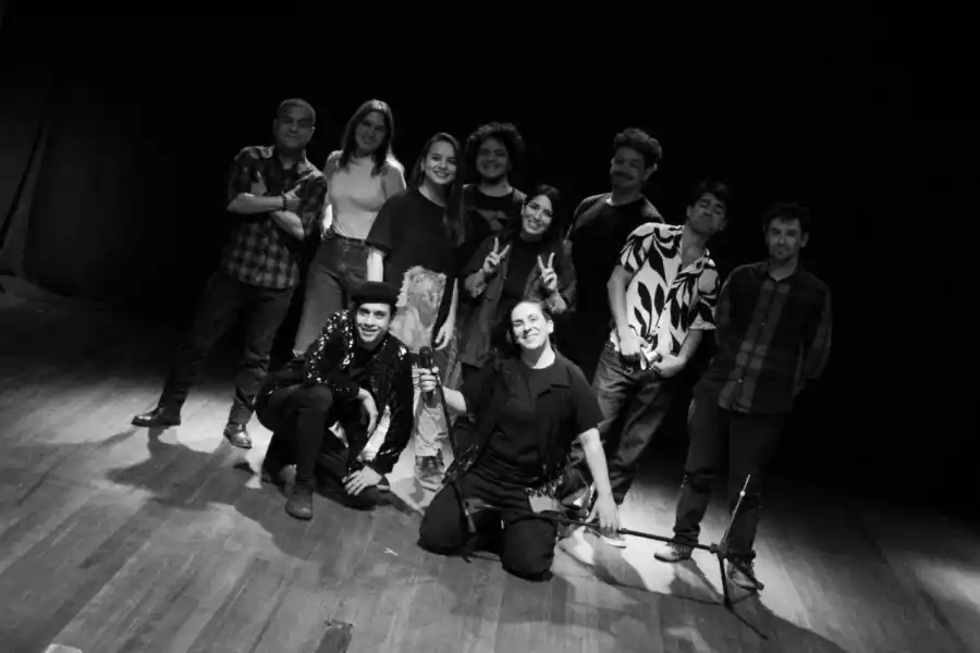 Llega la Maratón de Standup en beneficio de los puesteros del Mercado Persia