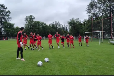 Mañana será un día clave para conocer al nuevo DT de San Martín de Tucumán