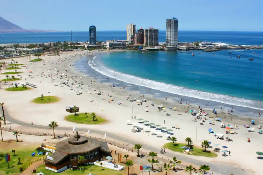 Vacaciones 2023/24: estas playas del norte de Chile te esperan el próximo verano