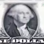 El dólar oficial y el blue cerraron la semana en baja: a cuánto cotizan