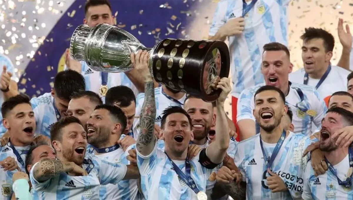 UN NUEVO SUEÑO. Como en Brasil 2021, Lionel Messi liderará a la Selección Argentina que el próximo año buscará un nuevo título continental.
