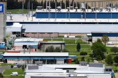 Por falta de piezas importadas, una automotriz vuelve a parar su producción