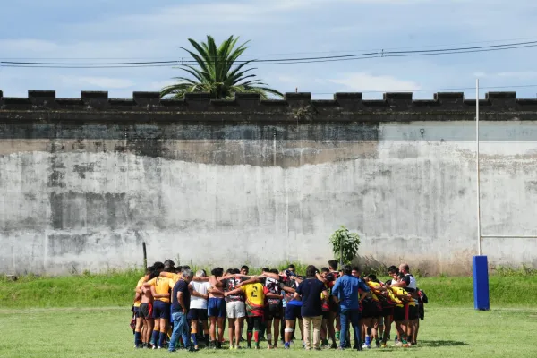 Rugby tras las rejas: los presos también imparten justicia en Villa Urquiza
