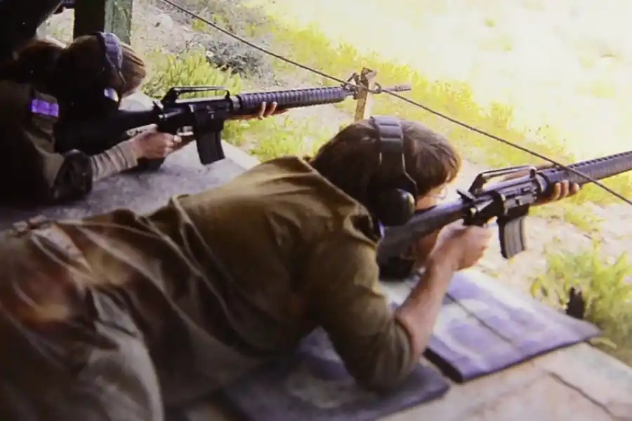 “BAJAR, SUBIR, BAJAR”. Elad Abraham ante el conflicto israelí-palestino.