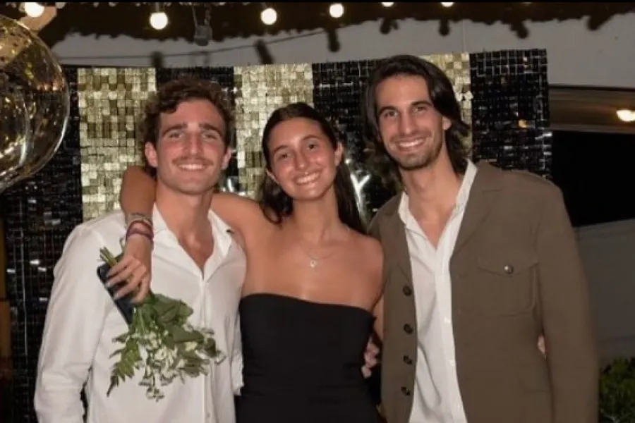 Azul, la hija de Romina Yan, junto a sus hermanos, Franco y Valentín
