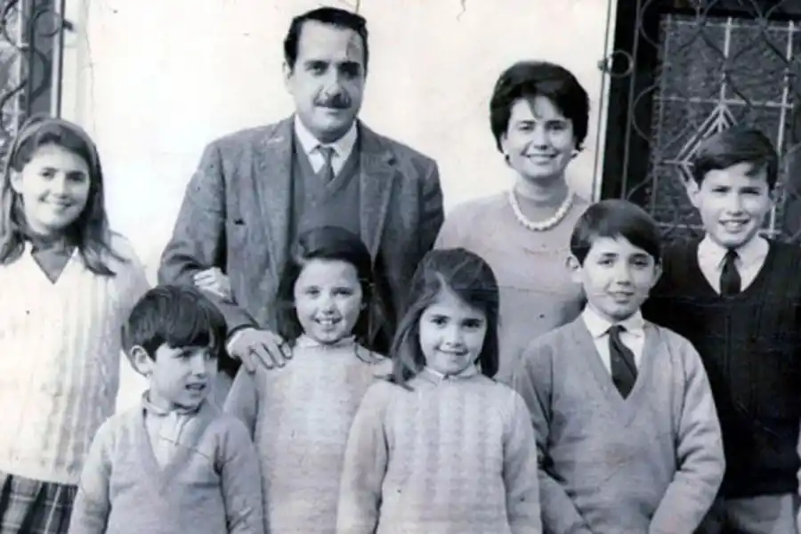 La “familia tipo presidencial”: padre, madre y dos hijos
