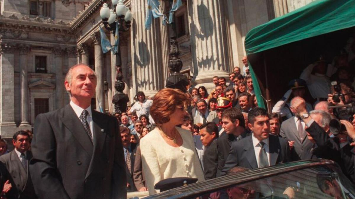 Del “Cadillac de Perón” a los alemanes: los vehículos de las juras presidenciales de los últimos 40 años