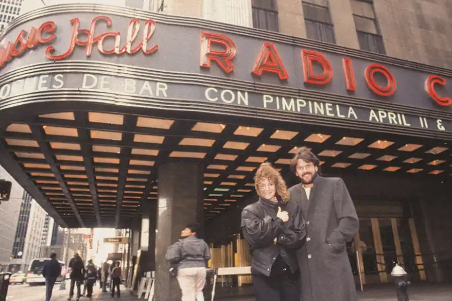 FUROR. Pimpinela obtuvo premios ACE de Nueva York a mejor espectáculo musical por sus presentaciones en el Radio City Music Hall, en 1985 y 1986