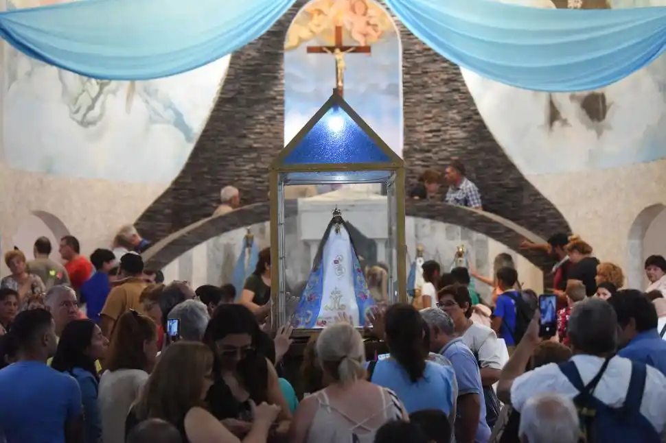 La fe mariana movilizó a los peregrinos