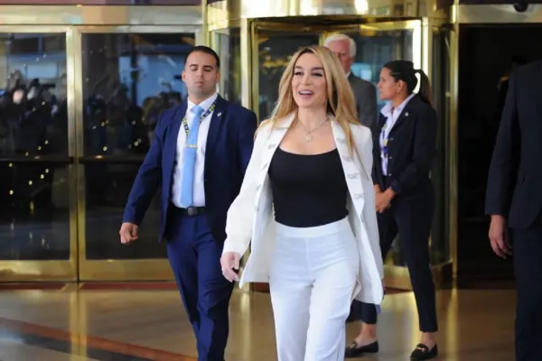 El look de Fátima Florez para la asunción del Presidente Javier Milei