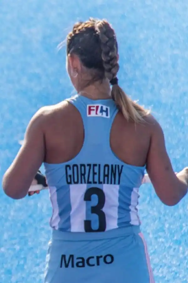 NÚMERO CON HISTORIA. Gorzelany usa el 3 desde chica, pero hace poco descubrió la coincidencia con su padre.