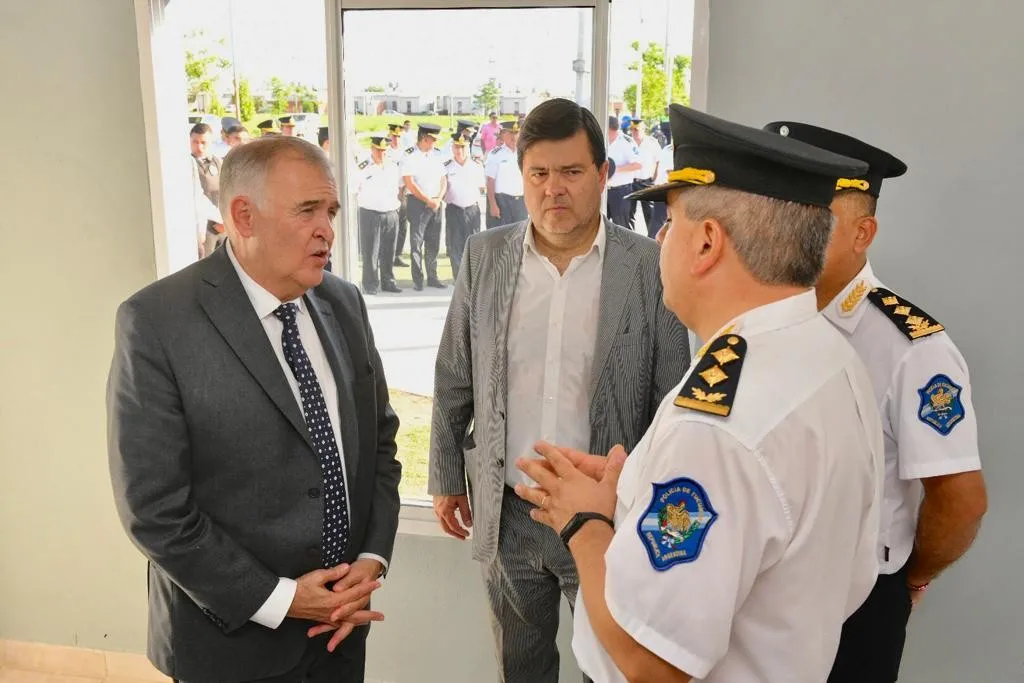 Jaldo inauguró la nueva sede de la Brigada de Investigaciones en Manantial Sur