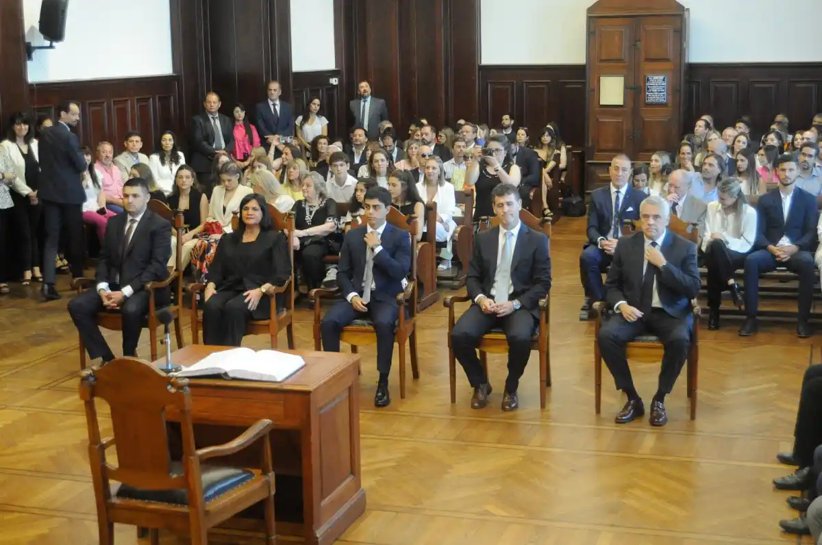 De izquierda a derecha: Camilo Appas,  Inés Yamuss, Santiago Peral, Fernando García Hamilton y Pedro Yane Mana.