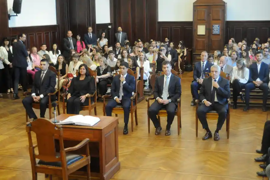 De izquierda a derecha: Camilo Appas,  Inés Yamuss, Santiago Peral, Fernando García Hamilton y Pedro Yane Mana.