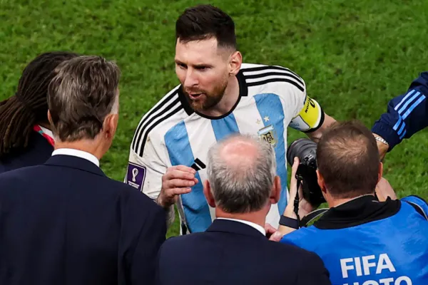Messi no se guardó nada y disparó contra Van Gaal por afirmar que el Mundial de la Selección estuvo arreglado