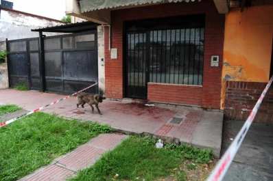 Un peluquero fue baleado en la ingle por un asaltante en el barrio Kennedy