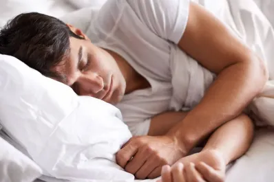 Qué significa soñar que te caes y por qué es bueno estar alerta