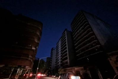 El corte de luz en las redes sociales: cansancio, hartazgo y gritos de gol