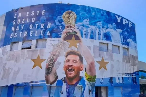 ¿Quién fue el único campeón mundial presente en los festejos por el aniversario?
