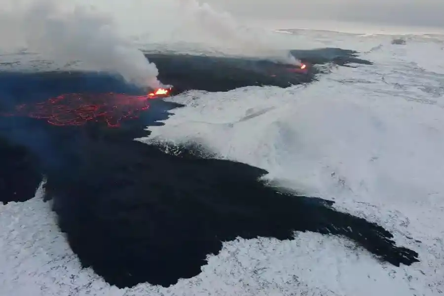 Se espera que la actividad volcánica cese después de la erupción del lunes y que la grieta deje de crecer