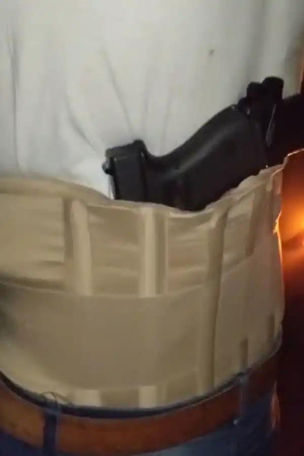 En la ruta 38: dos ciudadanos chilenos transportaban armas de fuego en un colectivo