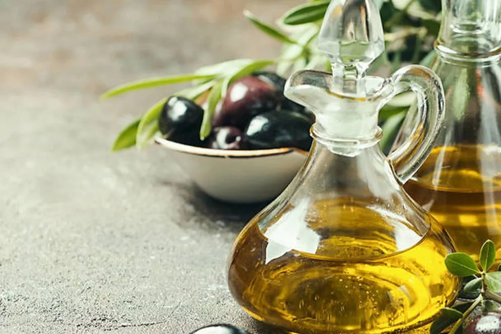 Para qué sirve tomar una cucharada de aceite de oliva antes de dormir.