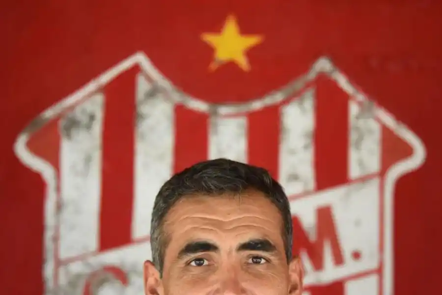 SANTO. Miguel Dulor una vida en el club. 