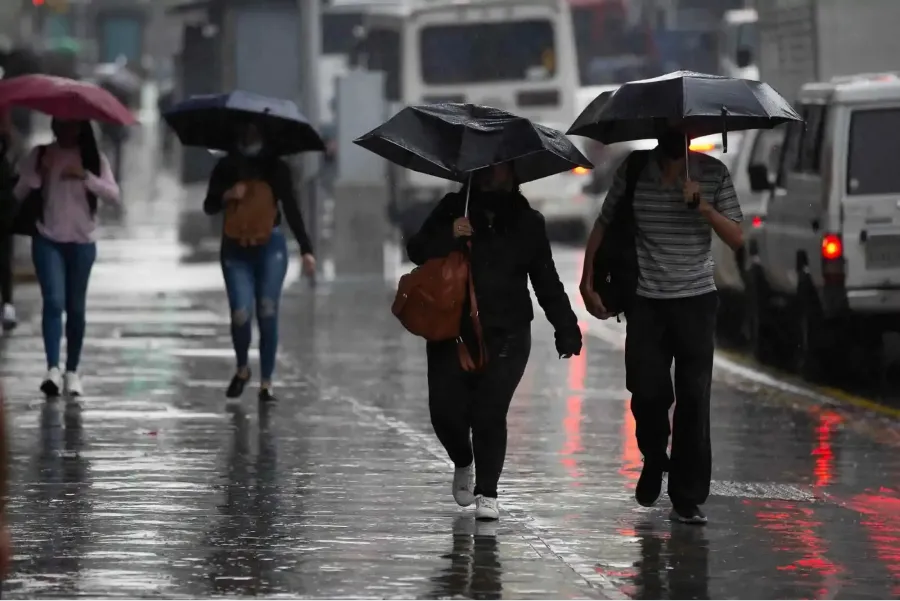 Alerta meteorológica: fuertes lluvias, caída de granizo y actividad eléctrica en cuatro provincias