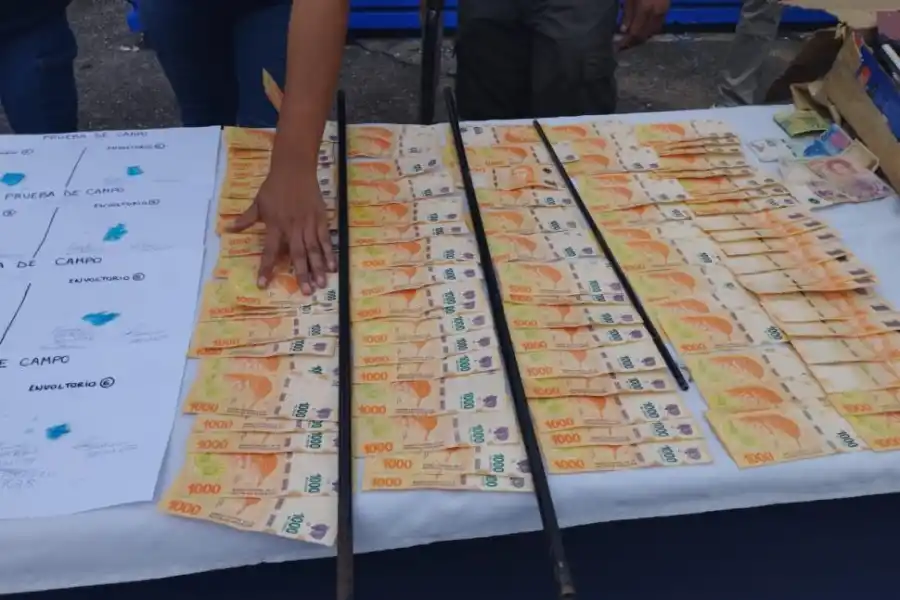 EFECTIVO. Las autoridades secuestraron $497.820 en efectivo.