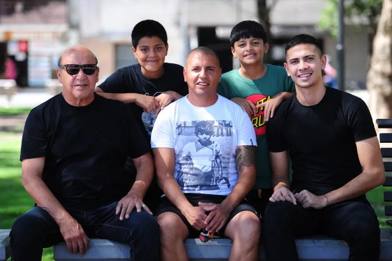 EN FAMILIA. Los Duarte comparten un doble ADN, el de sangre y el de la pasión por el fútbol.