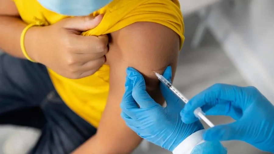 Brasil será el primer país del mundo en vacunar de forma gratuita y universal  