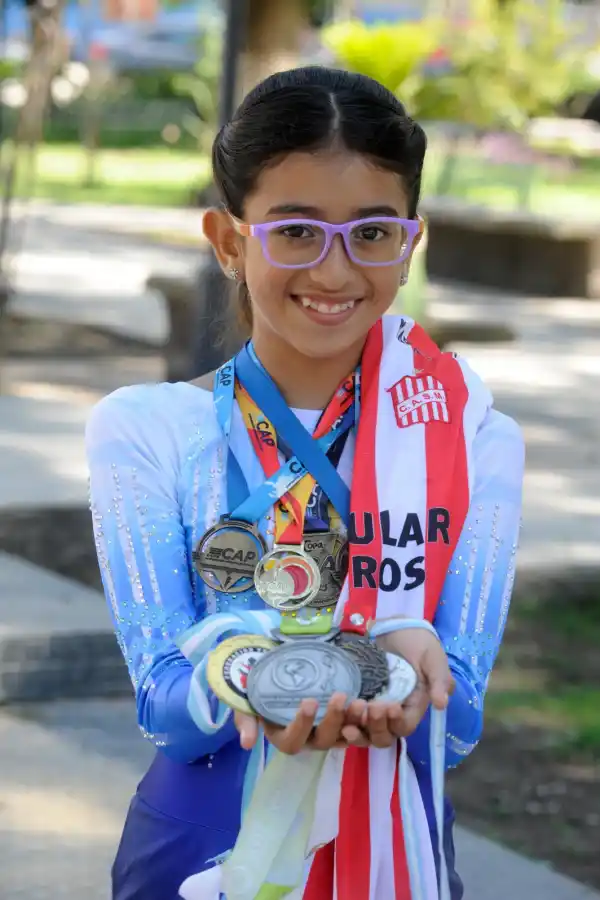MULTICAMPEONA. En poco tiempo de competencia, Sol cosechó varias medallas, en 2024 irá por más. Foto: La Gaceta / Antonio Ferroni
