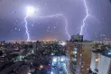 Durante una tormenta eléctrica, ¿es recomendable desconectar los electrodomésticos?
