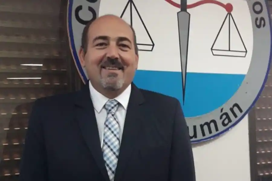 MIRRA Y LA CONSULTA NO VINCULANTE. “Sus consecuencias tienen más de peso político”, manifestó el constitucionalista. LA GACETA / FOTO DE INÉS QUINTEROS ORIO